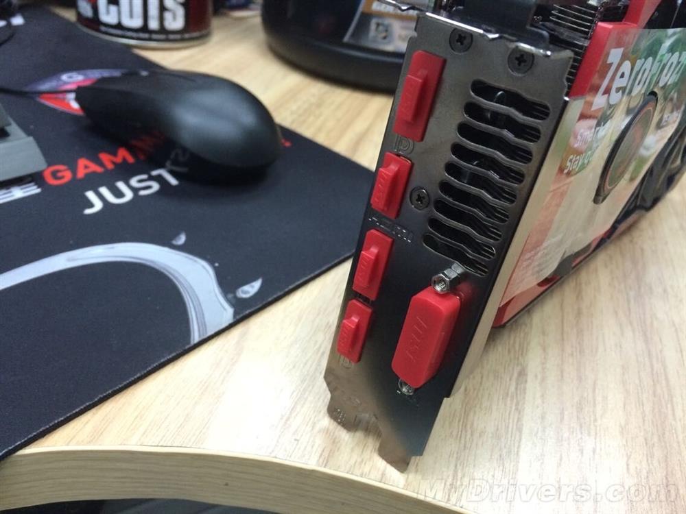 MSI-GTX-960-GAMING-2G-1